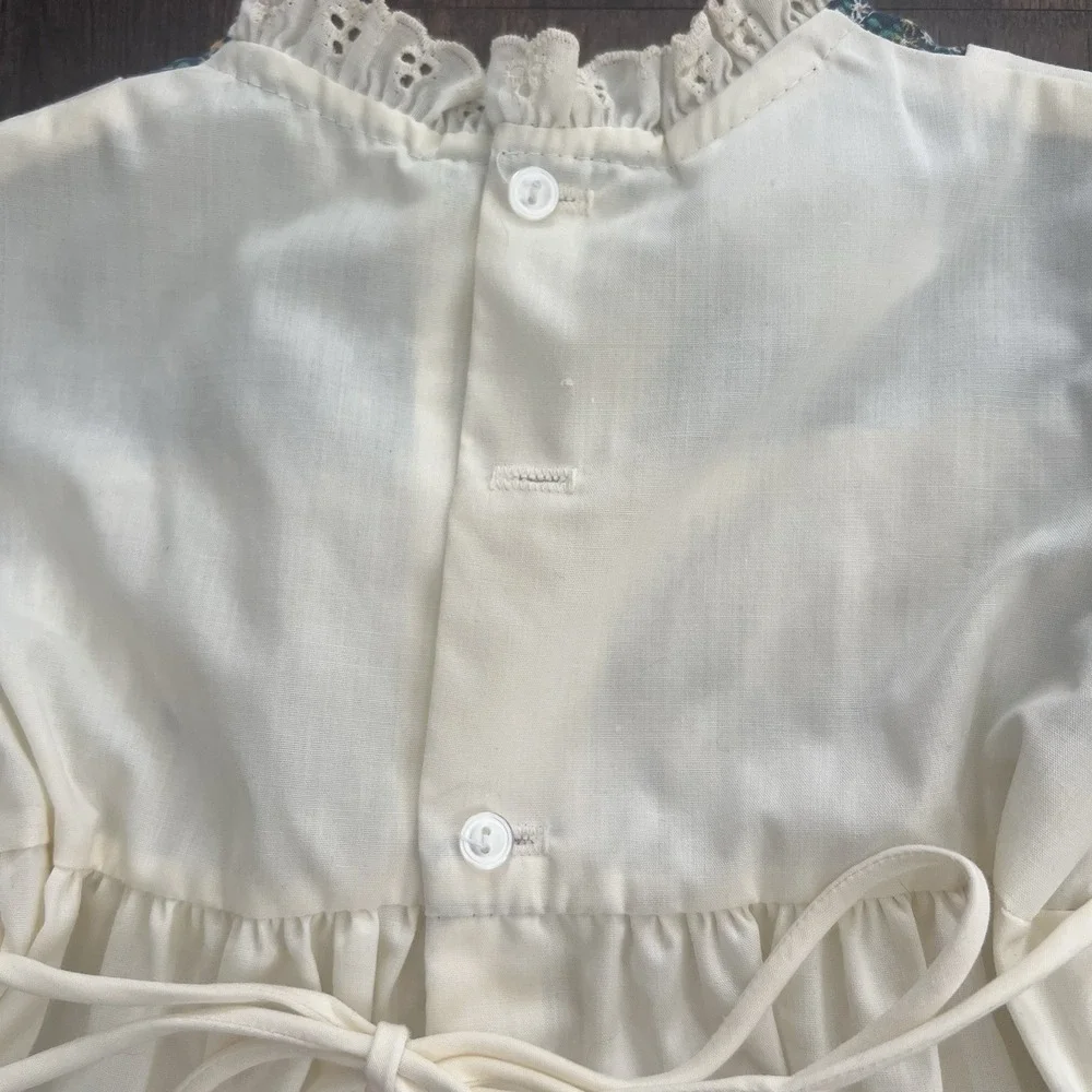 Vintage DISNEY Winnie Pooh Blue Prairie Floral Smocked Peasant Dress Y2K 4T Girl